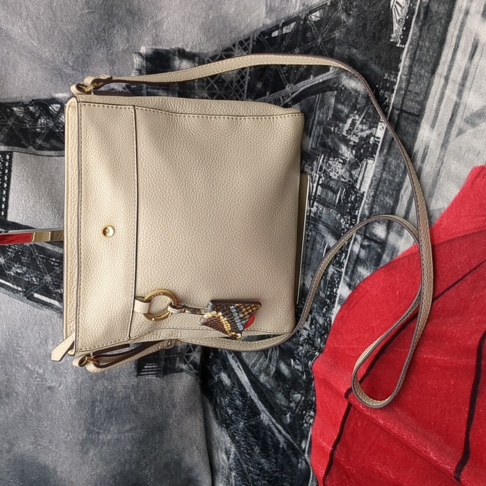 G. I.L.I North South Andria Crossbody